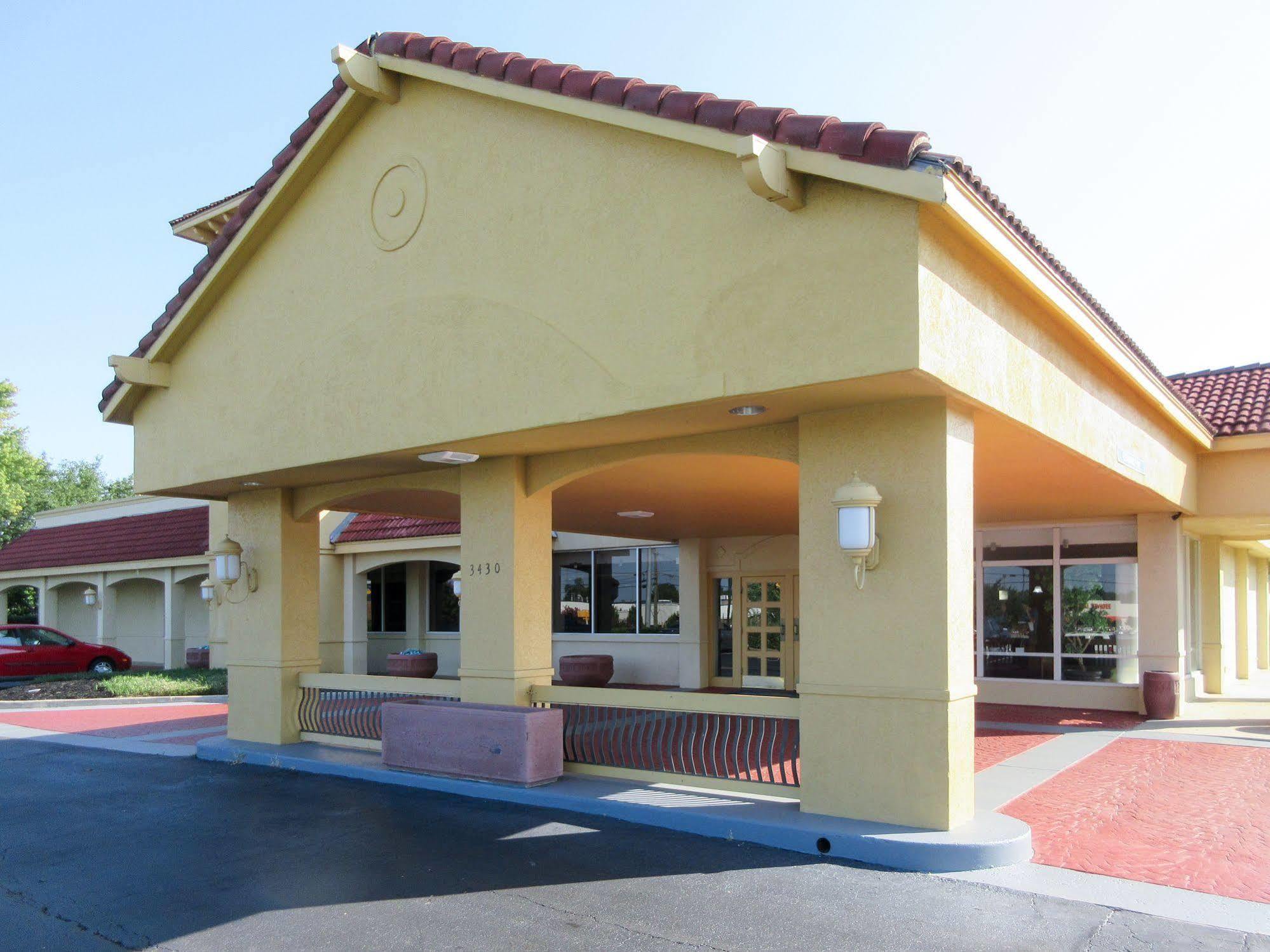 Quality Inn Clemson Near University Anderson Exterior foto